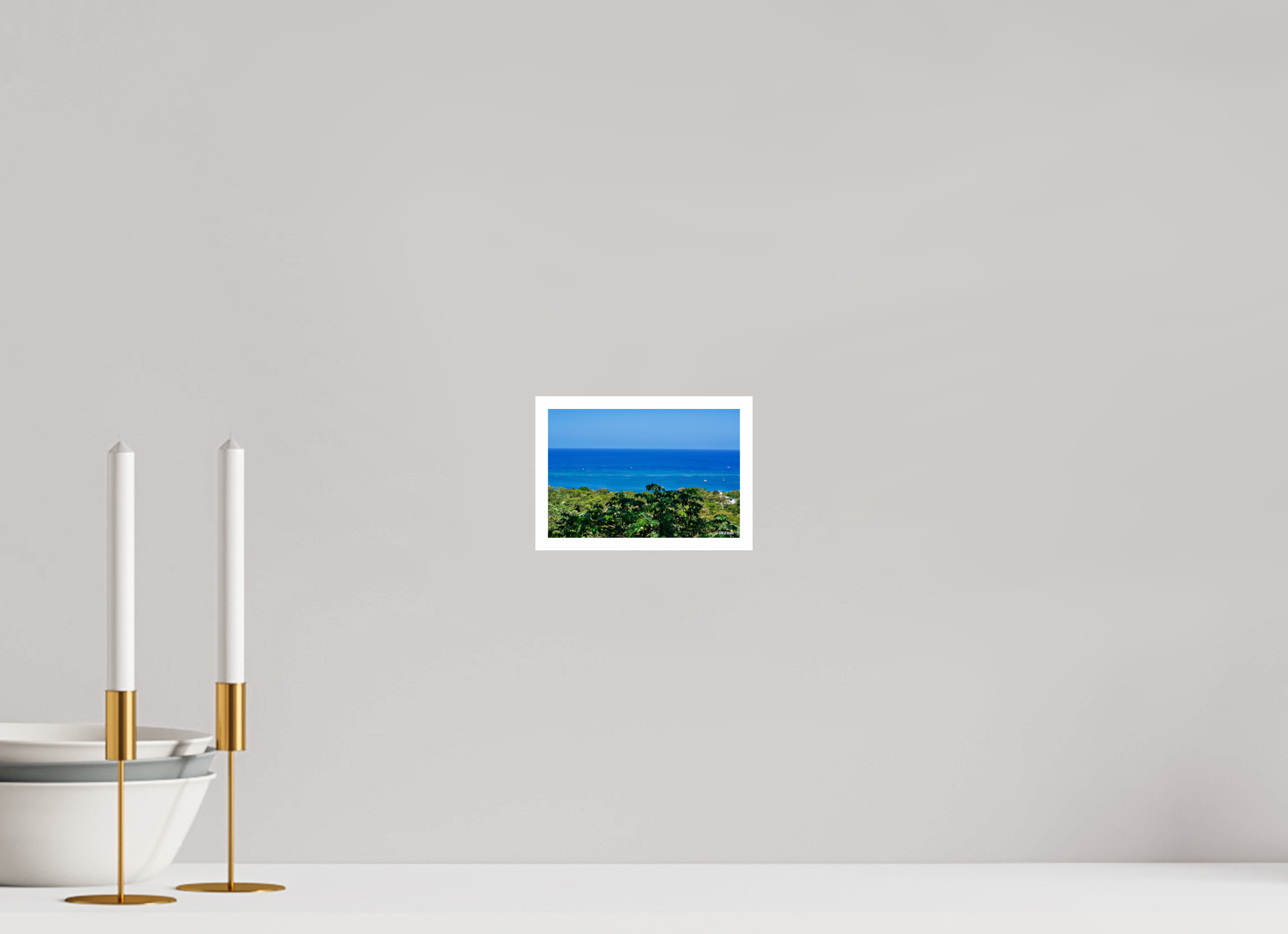 6 x 4″, Print with 0.4in white border Roatan Shore