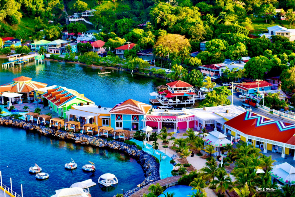 Main image Roatan Port