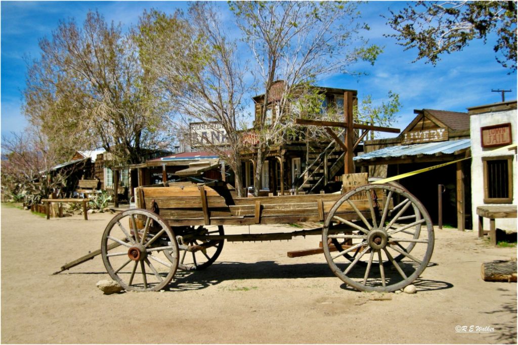 Main image Old Wagon in Pioneer Town, CA